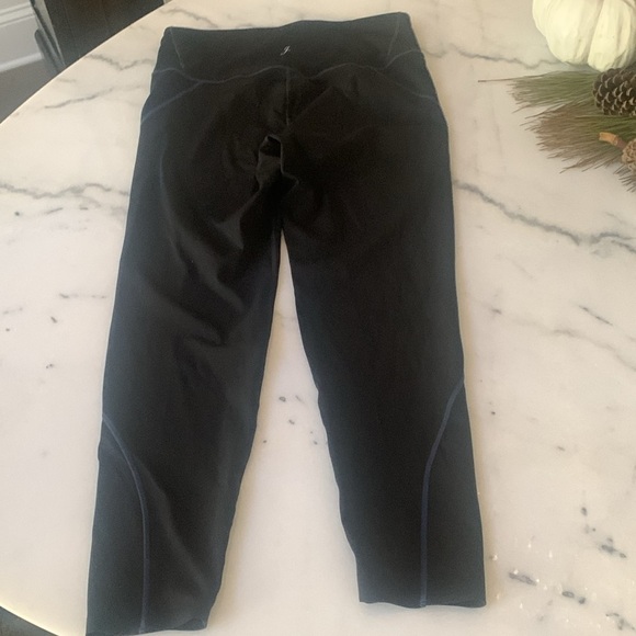 J. Crew Leggings High Rise Active Sleek Stretch Black Blue Stitching L EUC - Picture 5 of 6